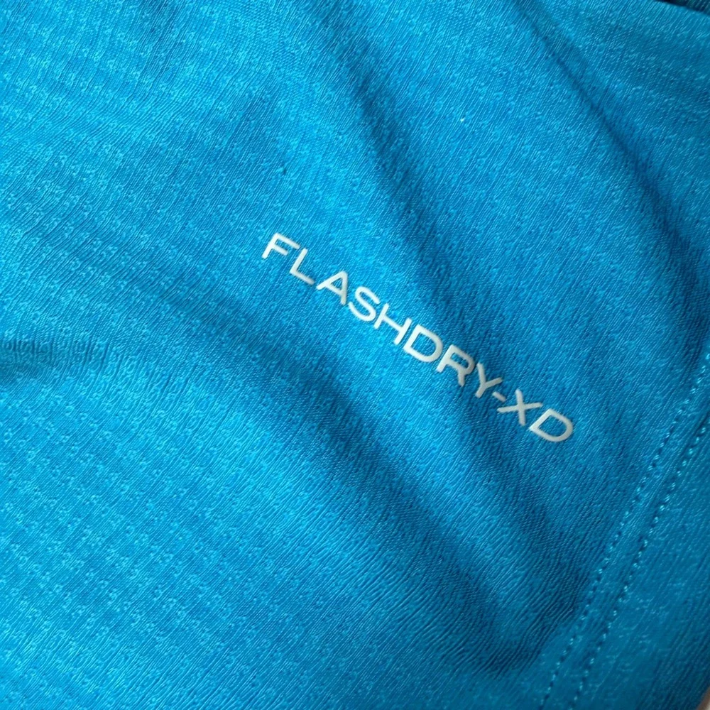 The North Face Mens FlashDry-XD Quarter Zip Pullover Blue Gray Active Top Medium